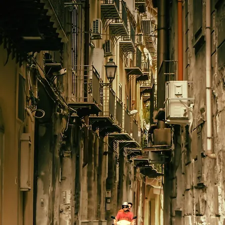 Lägenhet Ballaro's View